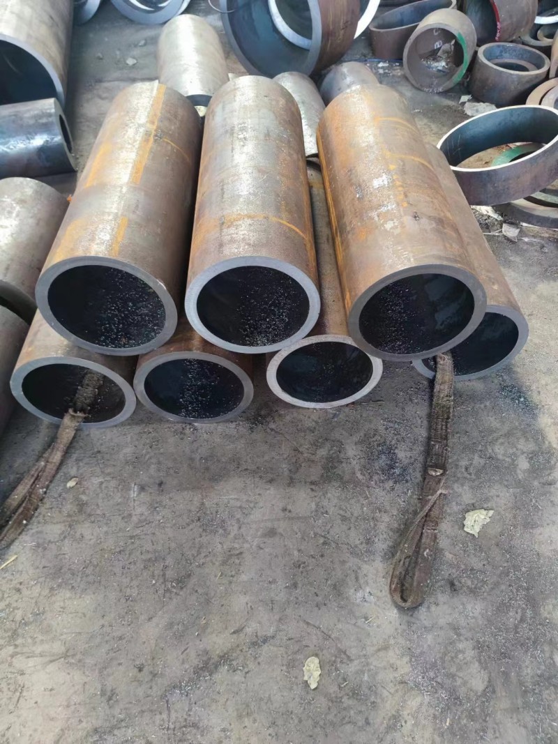 金乡金乡金乡12Cr1MovG无缝钢管切割